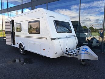 Angebot Caravaning-Markt: Hymer Eriba Nova Novaline 470, CHF 32'900.–, Neufahrzeug