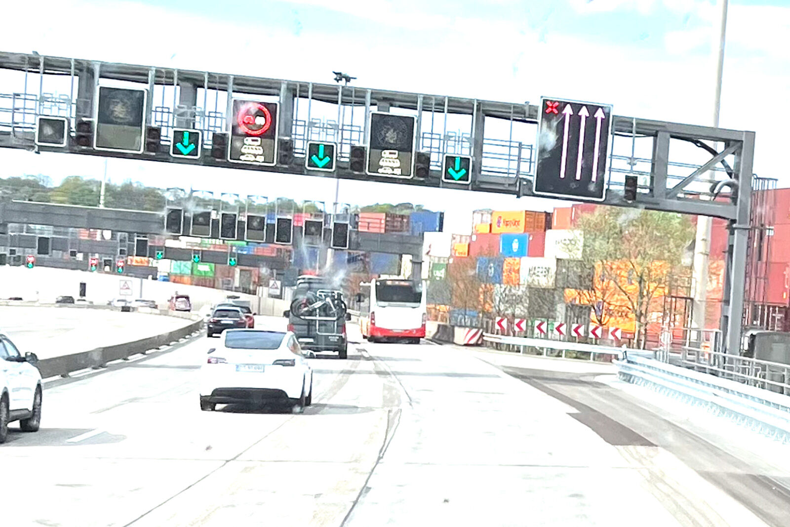 Die Mautsysteme in Europa sind leider nicht einheitlich organisiert. Es ist daher empfehlenswert, sich vor der Reise zu informieren.